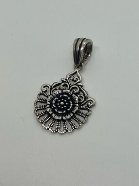 Vtg 925 Sterling Silver Floral Filigree Bali Style Chunky Pendant